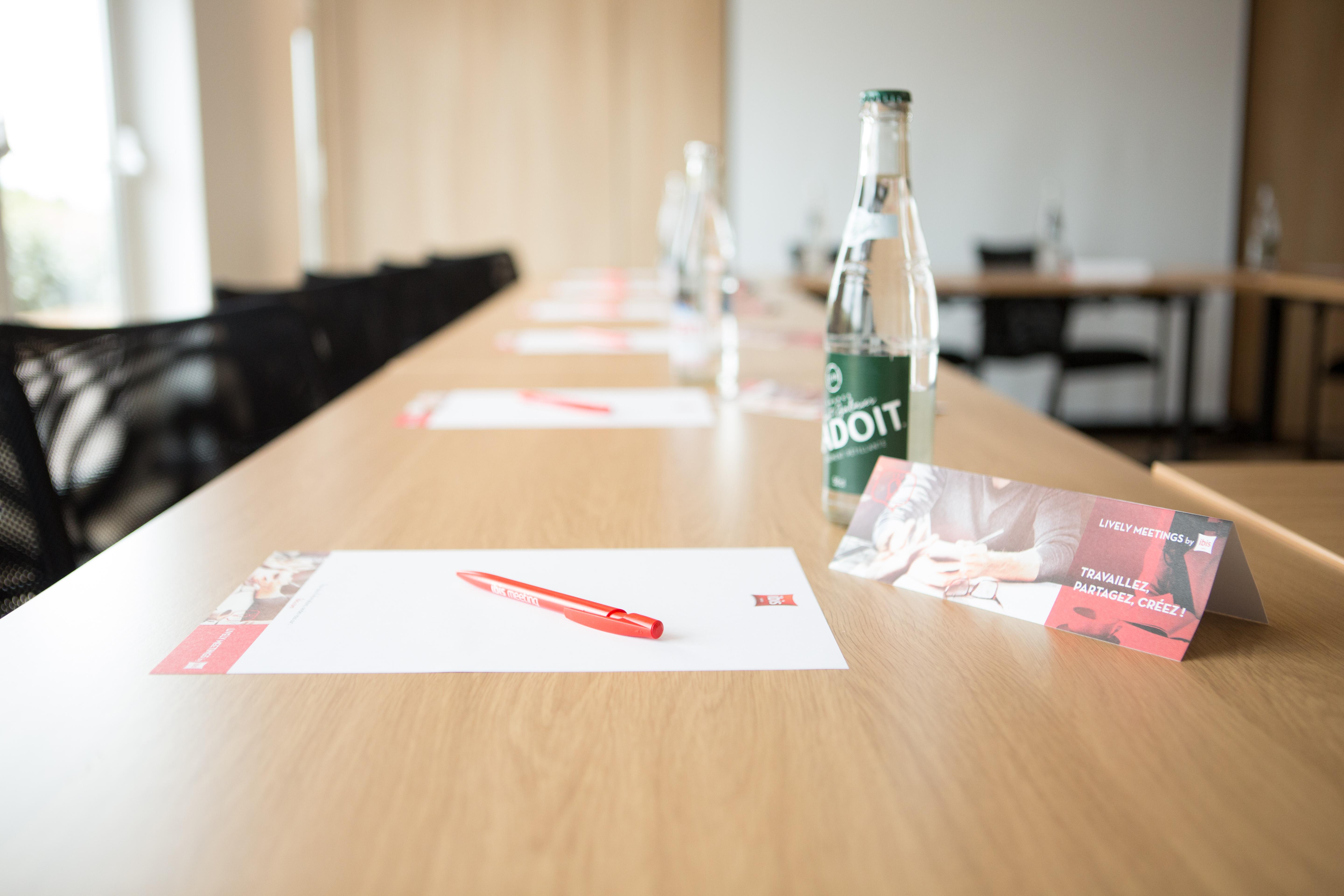Ibis Cherbourg La Glacerie Zewnętrze zdjęcie