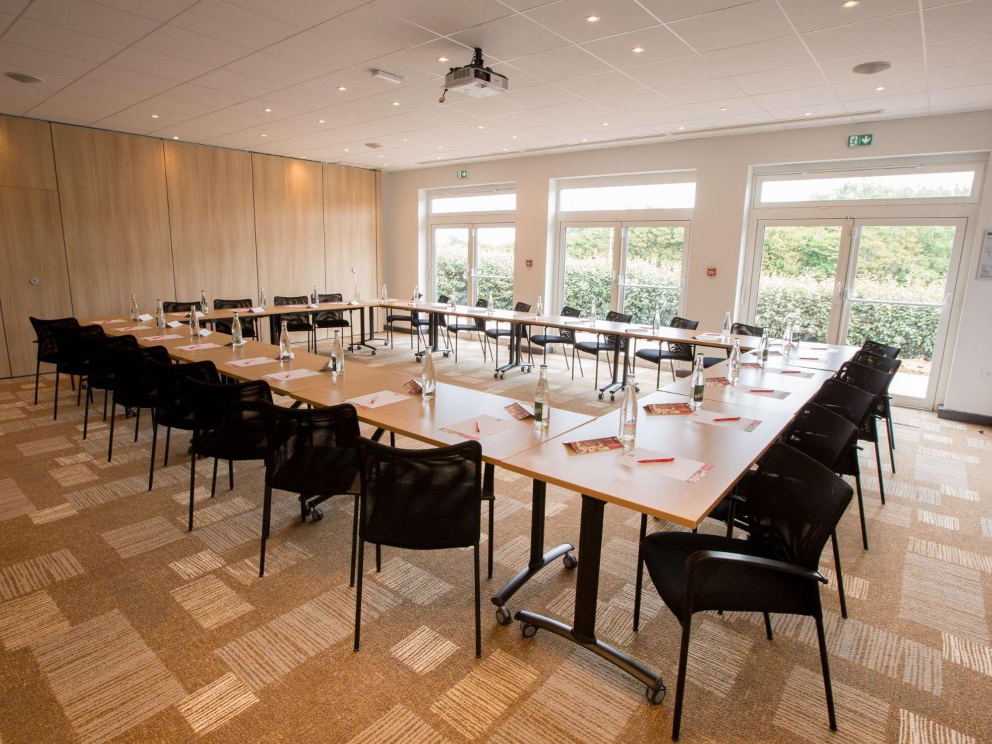 Ibis Cherbourg La Glacerie Zewnętrze zdjęcie