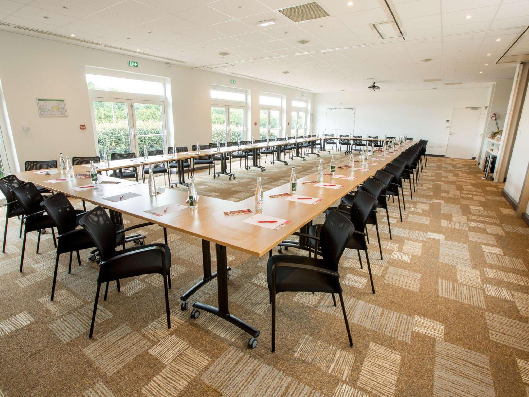 Ibis Cherbourg La Glacerie Zewnętrze zdjęcie